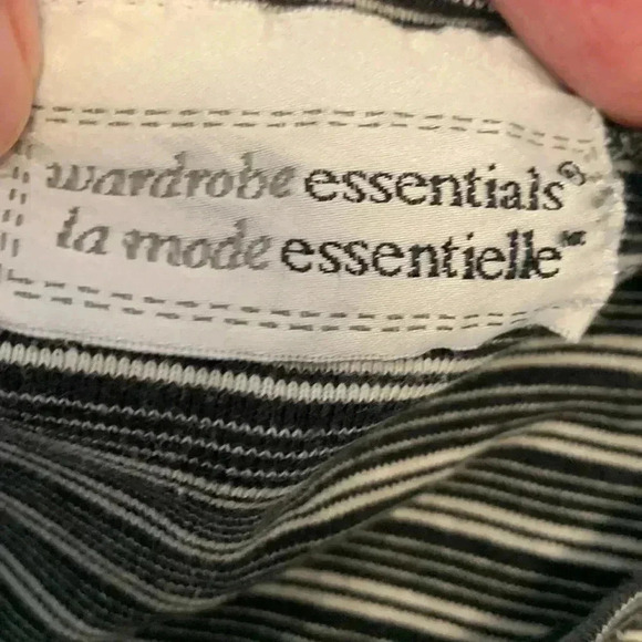 Wardrobe essentials 100% cotton,  black & white striped, fitted T-shirt - Picture 3 of 5